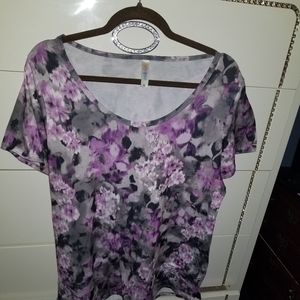 Xl lularoe classic tee